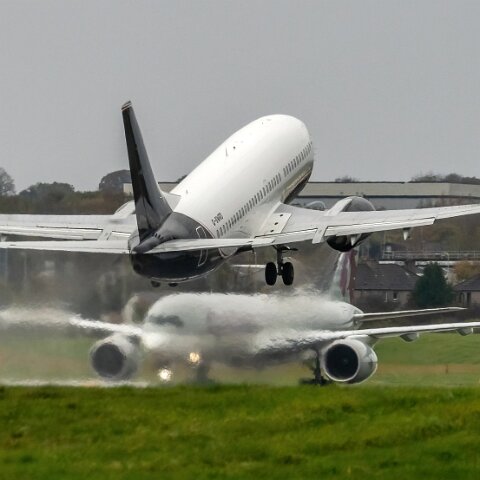 2Excel-Aviation-G-SWRD-2022-11-02-6