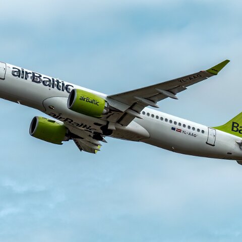 Air-Baltic-YL-AAO-2022-07-09-2