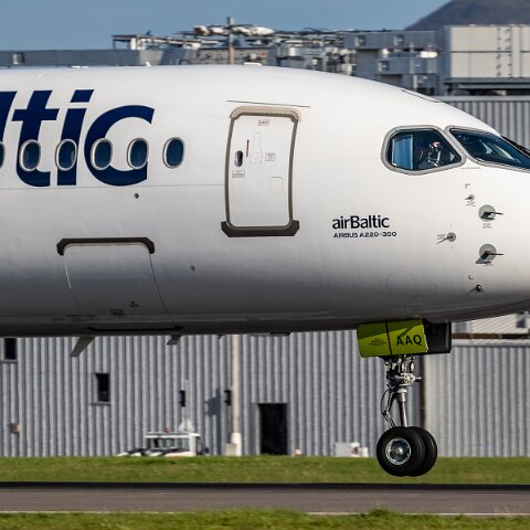 Air-Baltic-YL-AAQ-2021-08-16-5