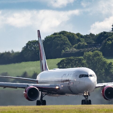 Air-Canada-C-FMLZ-2019-06-14-2