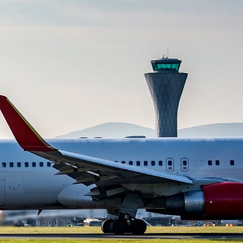 Air-Canada-C-FMWQ-2015-08-13-2