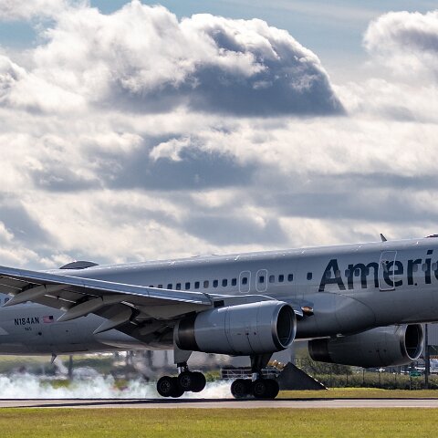 American-Airlines-N184AN-2019-06-14-1