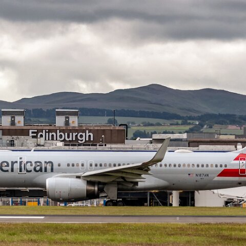 American-Airlines-N187AN-2019-07-05