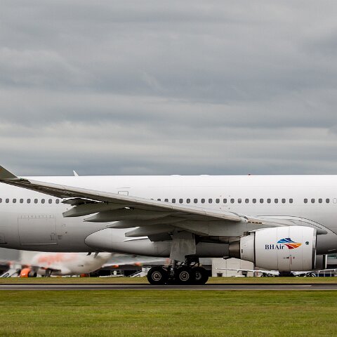 BH-Airlines-LZ-AWA-2016-07-04-2