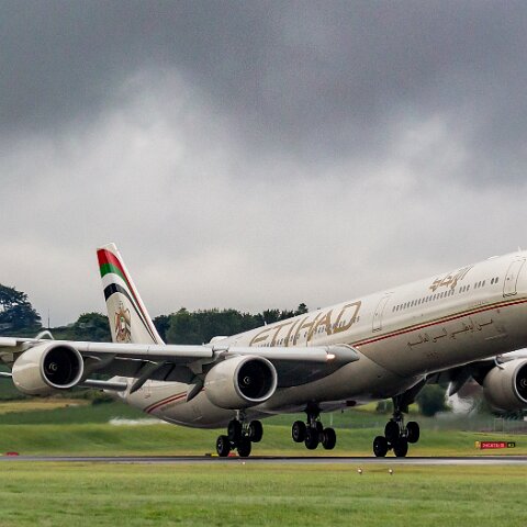 Etihad-Airways-A6-EHL-2016-07-24-10
