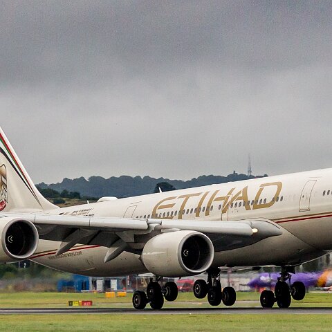 Etihad-Airways-A6-EHL-2016-07-24-12