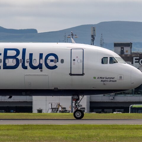 Jet-Blue-N2142J-2025-06-16-3