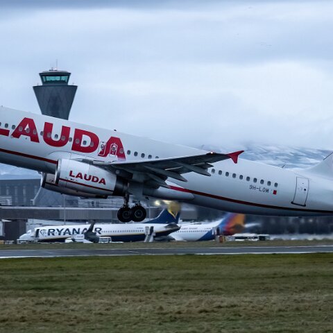 Lauda-9H-LOM-2023-12-04-5