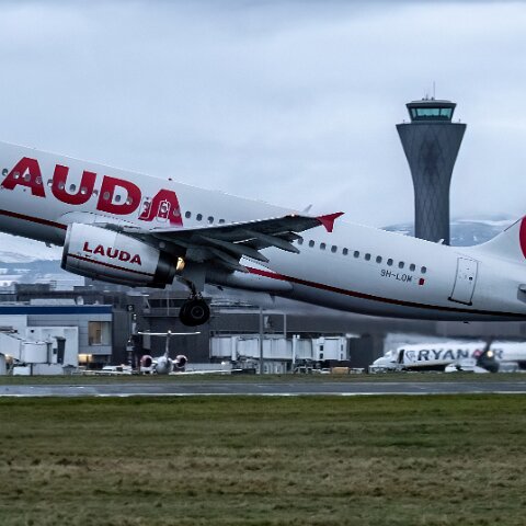 Lauda-9H-LOM-2023-12-04-6