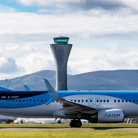 TUI-Airways-G-FDZT-2019-06-14