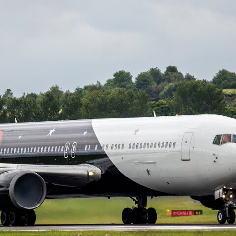 Titan-Airways-G-POWD-2015-06-22-1