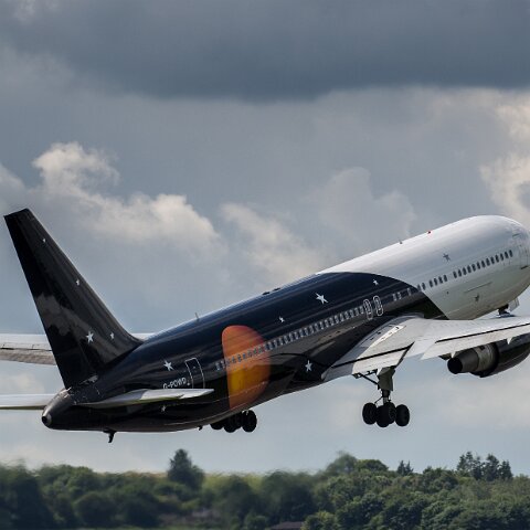 Titan-Airways-G-POWD-2015-06-27-1