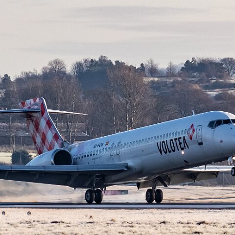 Volotea-EI-FCB-2019-11-3-4