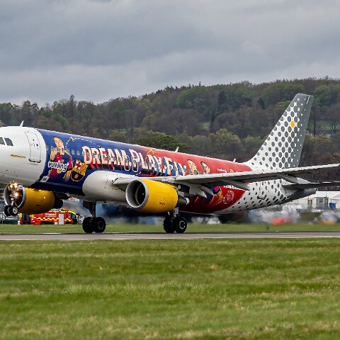Vueling-EC-LZN-2025-04-19-2
