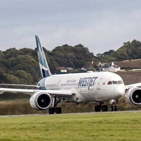 West-Jet-C-FAJA-2023-10-02-1