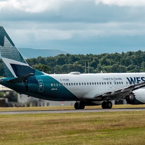 West-Jet-C-FCTK-2022-07-01-5