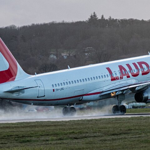 Lauda-9H-LMG-2025-12-08-5