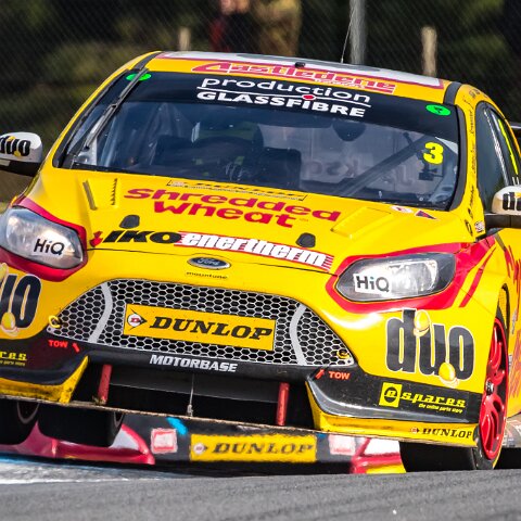 Knockhill-Race-Circuit-Touring-Cars-2017-08-12-1