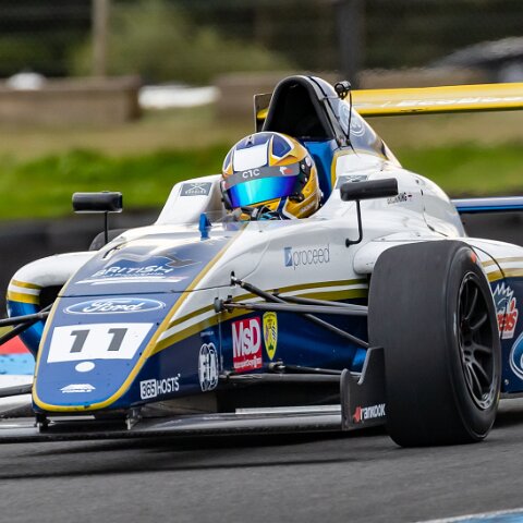 Knockhill-Race-Circuit-F4-2019-F4-1