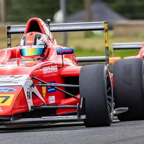 Knockhill-Race-Circuit-F4-2019-F4-11