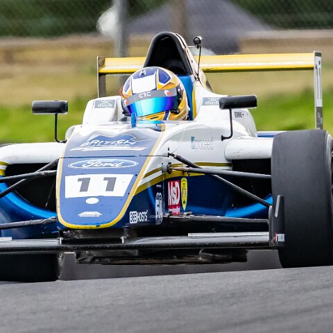 Knockhill-Race-Circuit-F4-2019-F4-9