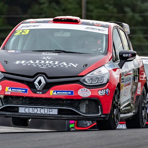 Renault-Clio-2019-5