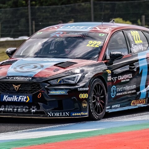 Kwik-Fit-British-Touring-Car-Championship-12