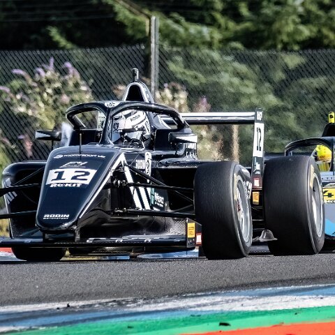 ROKiT-F4-British-Championship-12