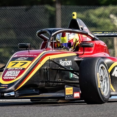 ROKiT-F4-British-Championship-13