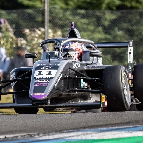 ROKiT-F4-British-Championship-16