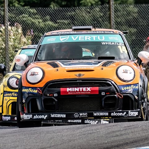 The-Vertu-Motors-MINI-CHALLENGE-1