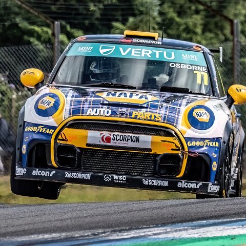 The-Vertu-Motors-MINI-CHALLENGE-15