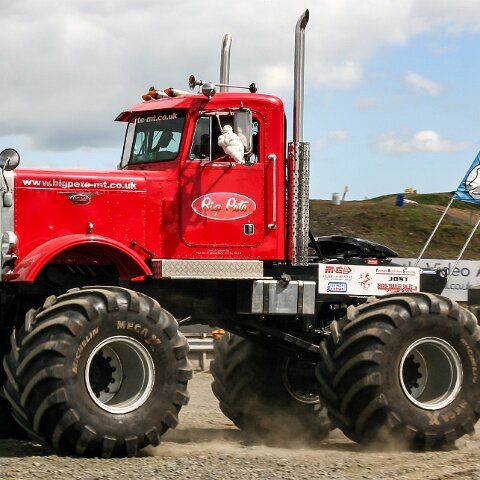 Knockhill-Monster-Trucks-2006-05-13-14