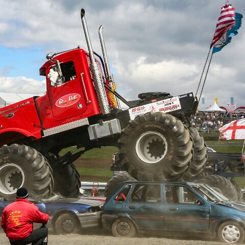 Knockhill-Monster-Trucks-2006-05-13-19