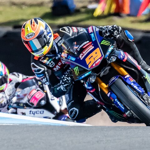 Knockhill-2019-SuperBikes-10