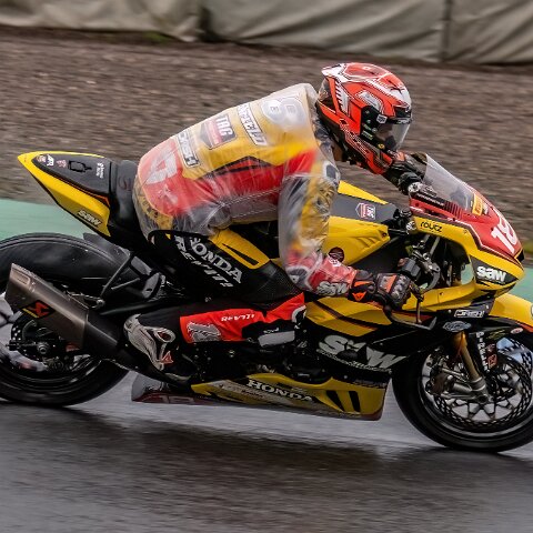 Knockhill-2024-Pirelli-National-Superstock-18